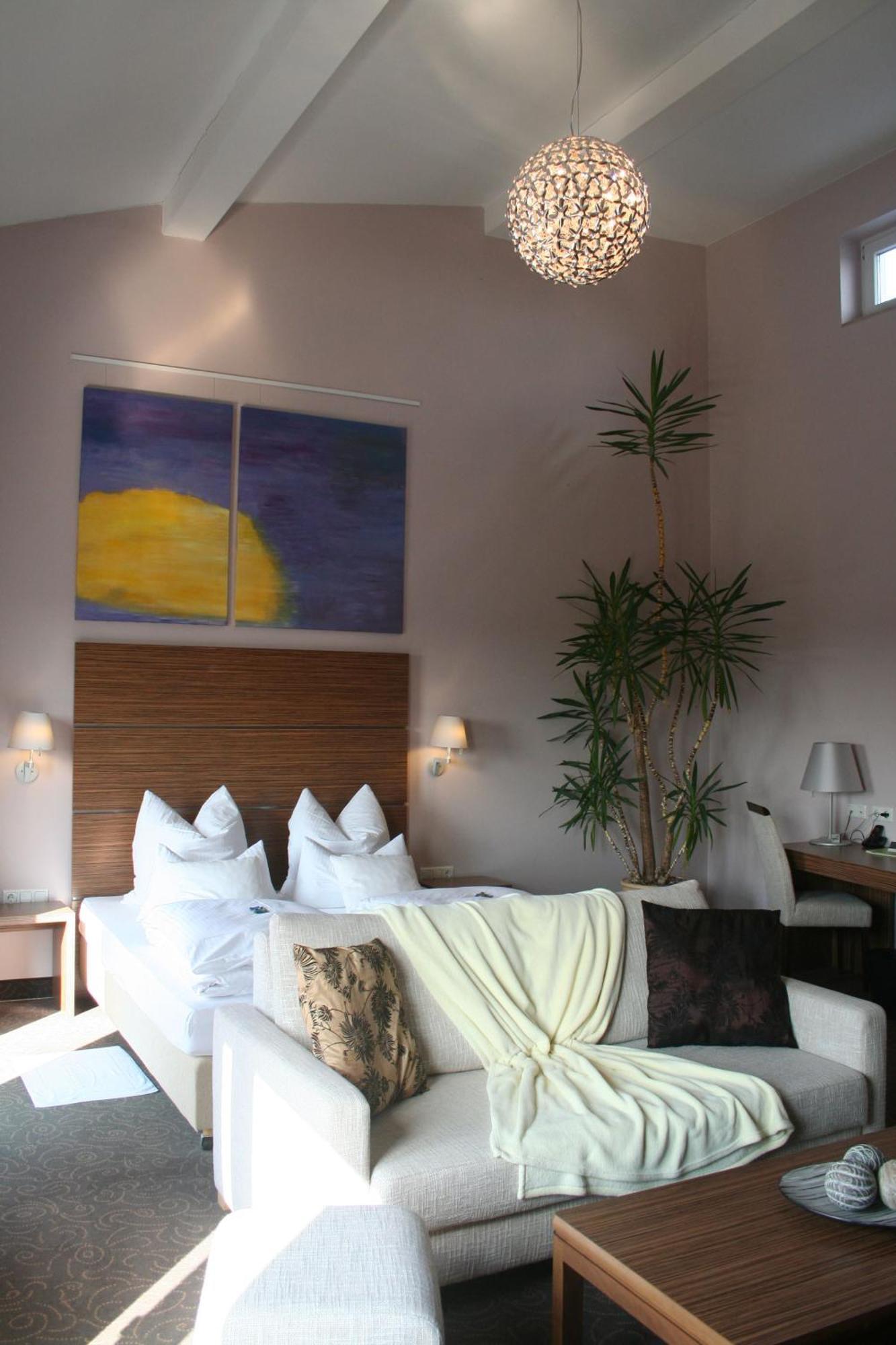 Mein Schlosshotel Heusenstamm Habitación foto